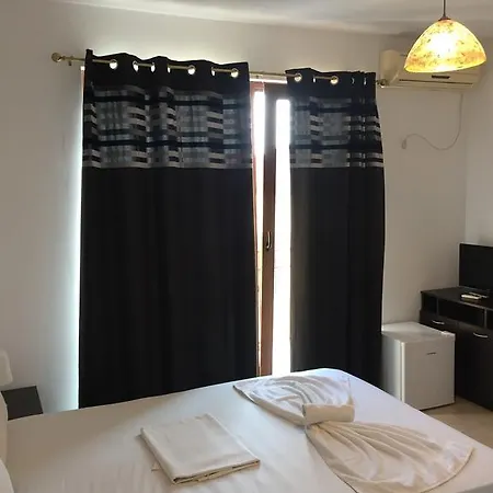 Guest house Vilele Liliana Navodari
